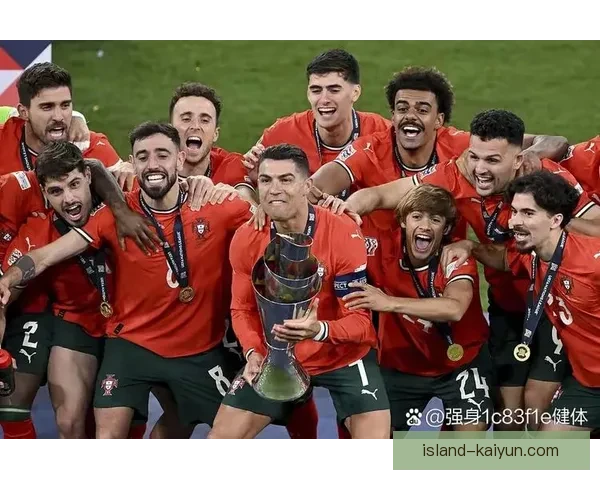 西班牙国家队重温2010辉煌，回顾夺冠之路的关键时刻与精彩瞬间值得关注
