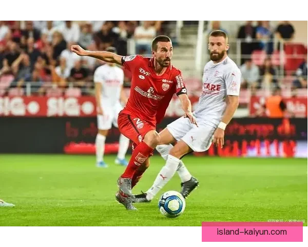 圣埃蒂安定位球表现分析与战术部署持续提升